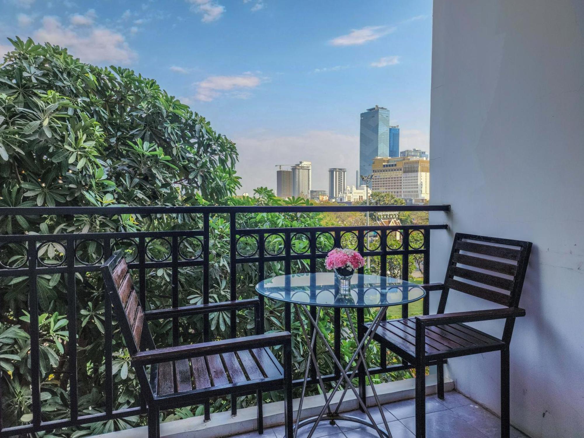 889 Boutique Hotel Phnom Penh Extérieur photo